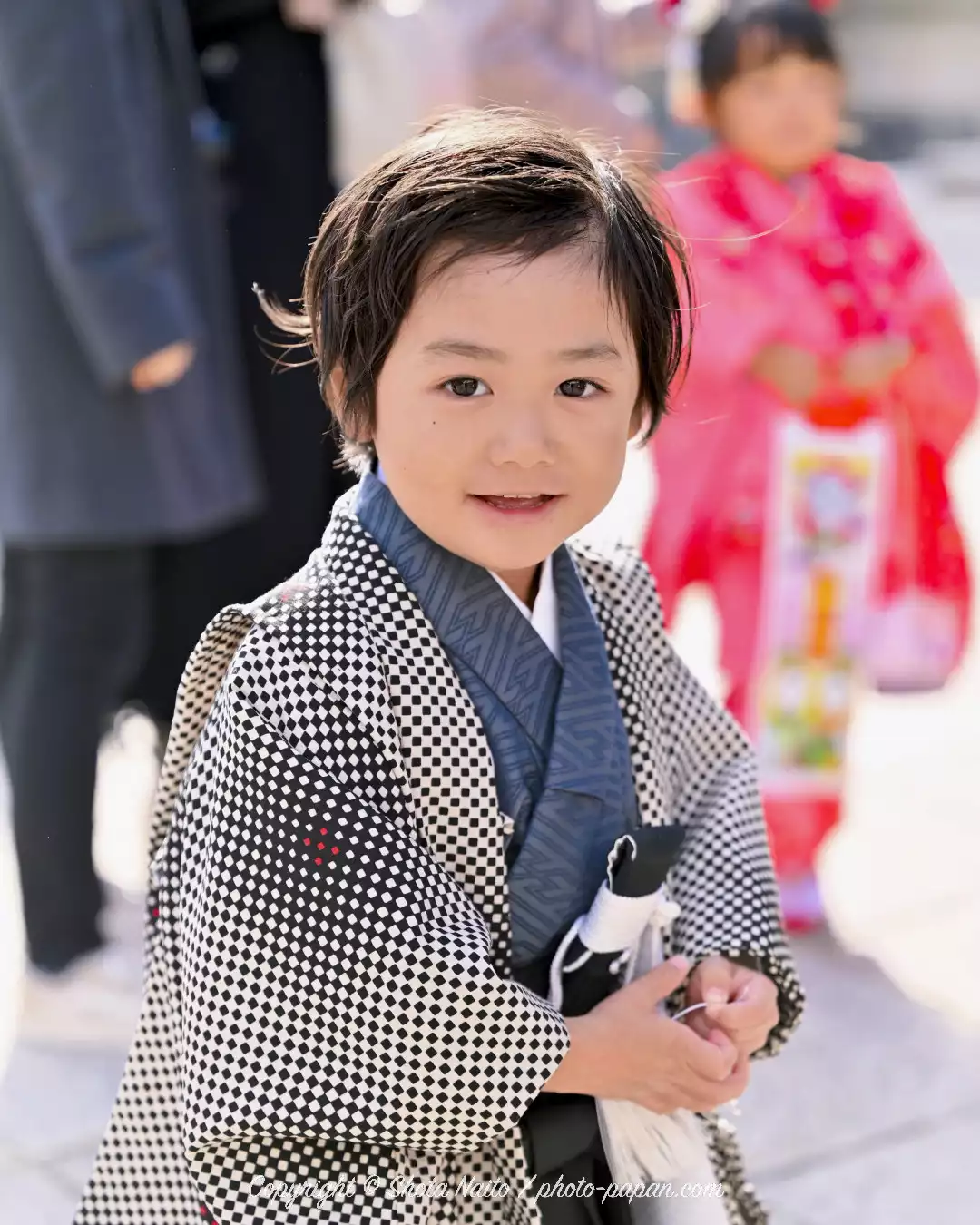 五社神社での5歳の男の子の七五三詣り撮影