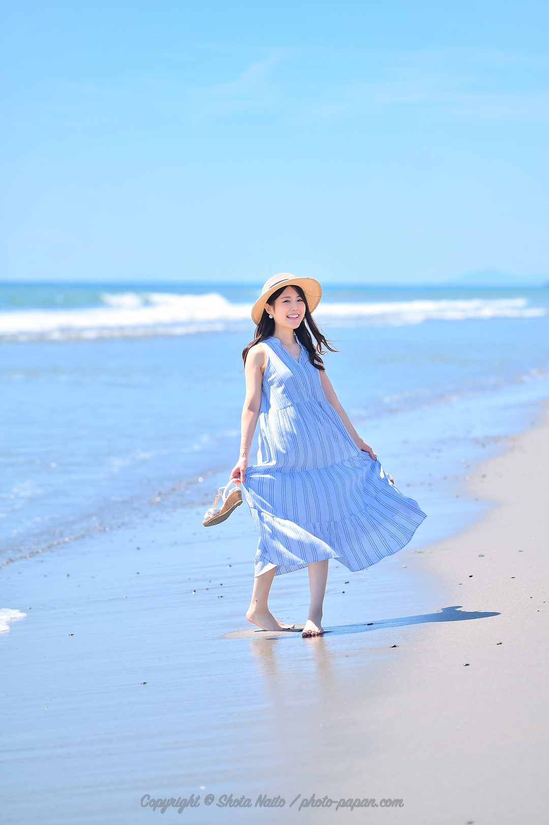 浜松市の遠州灘海岸､海辺の砂浜でのポートレート撮影